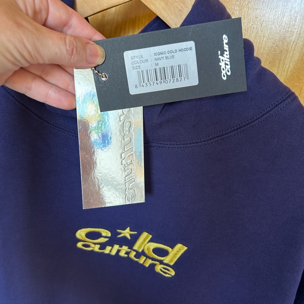 NWT Cold Culture ICONIC Hoodie Navy and Yellow MEN’S MEDIUM - Picture 6 of 6